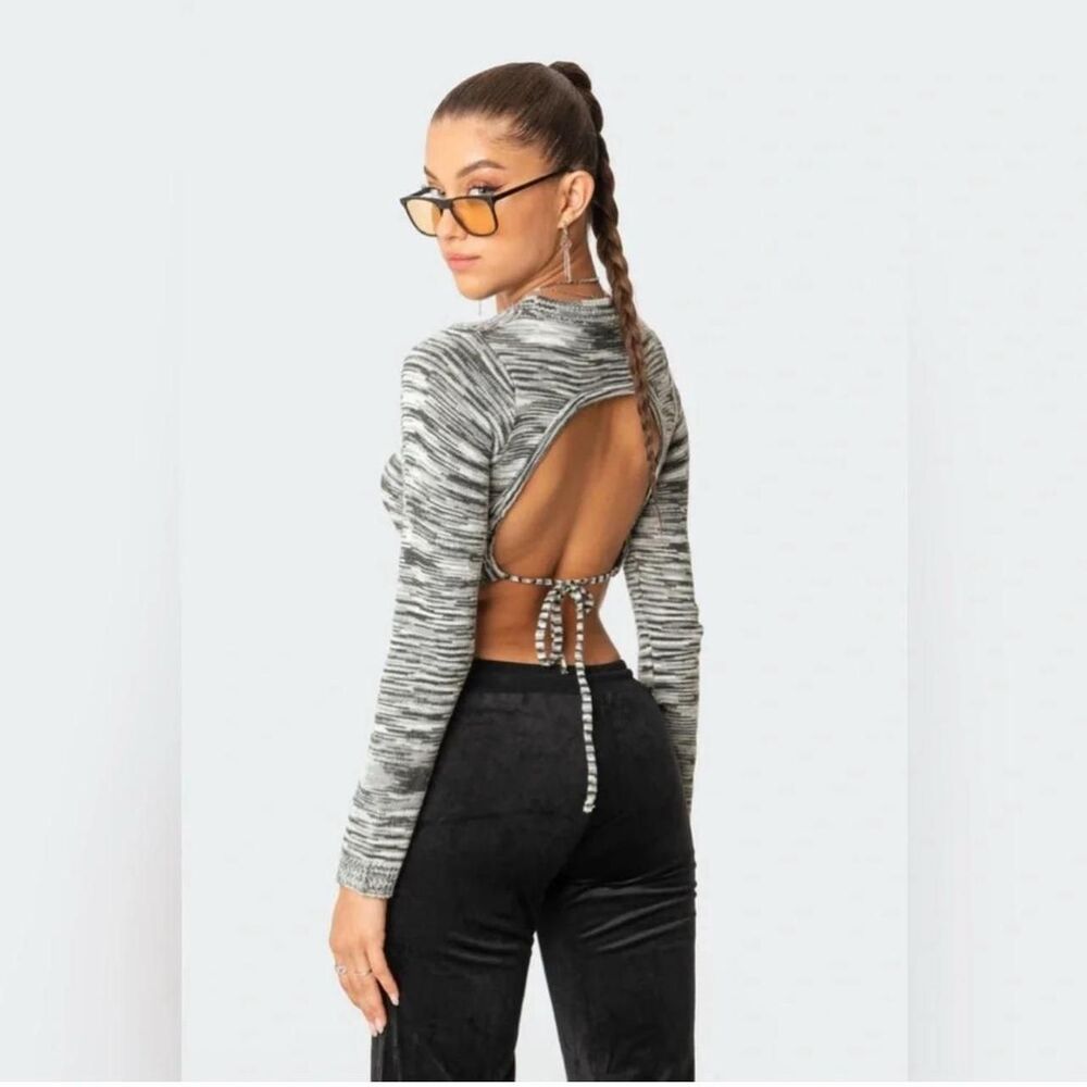 Edikted Women's Grey and Black sweater